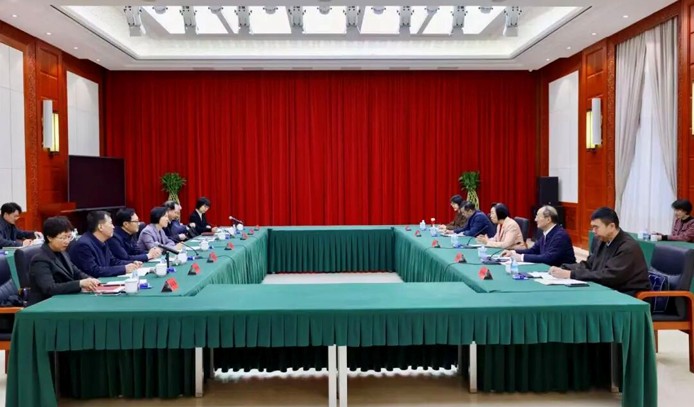 苏辉会见全国政协副主席沈跃跃