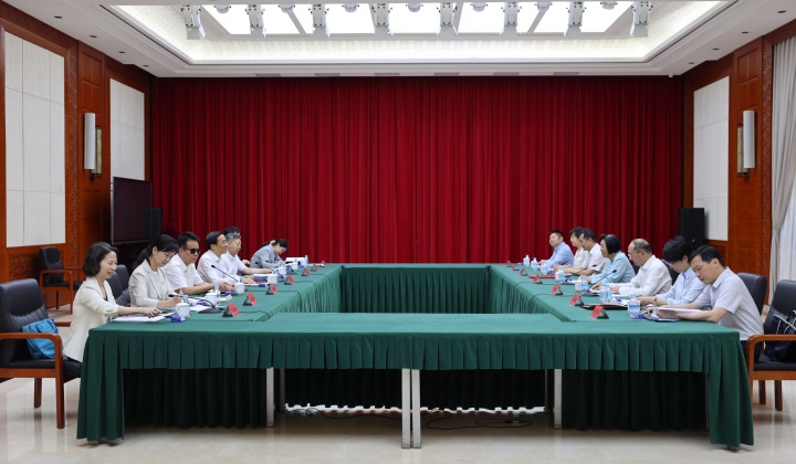 苏辉会见中国残联主席程凯一行